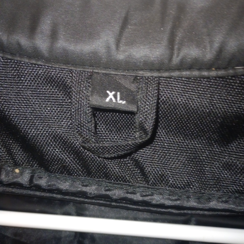 Jacket - Picture 3 of 4